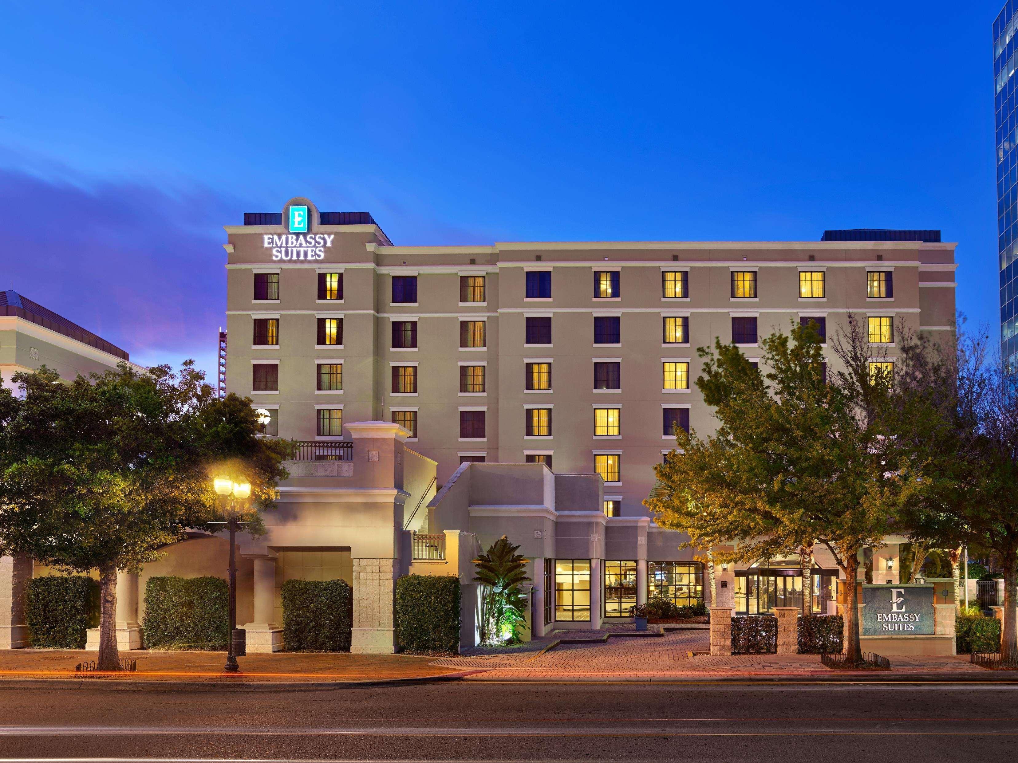 Embassy Suites By Hilton Orlando Downtown מראה חיצוני תמונה