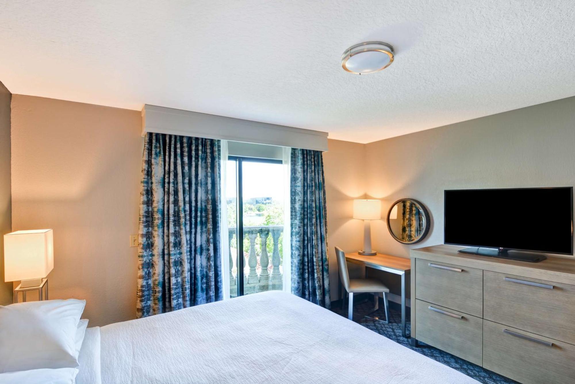 Embassy Suites By Hilton Orlando Downtown מראה חיצוני תמונה